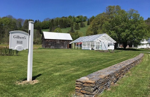 Woodstock Cottage | Historic Ski Lodge on 112-Acre Vineyard