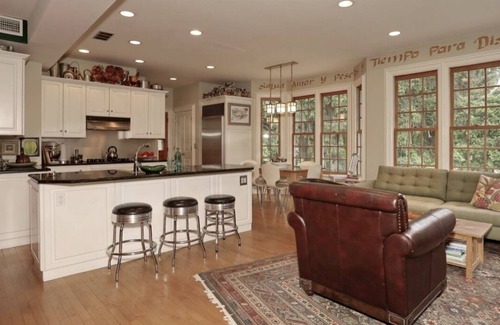 Ridgewood House | Historic Suburban Living, Convenient to Town and NYC