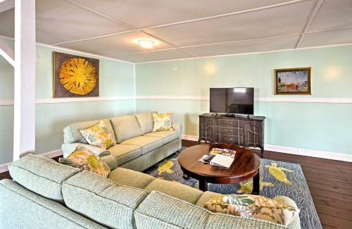 Swansboro Apartment | Historic Swansboro Studio with Intracoastal View!