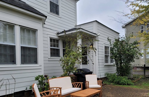 Albertville House | Historic Timing