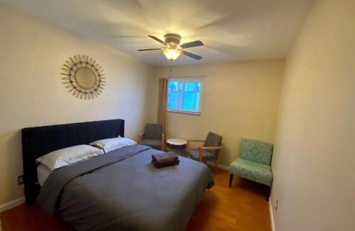 Newbold Apartment | Historic Townhouse Oasis with En-suite Bathroom