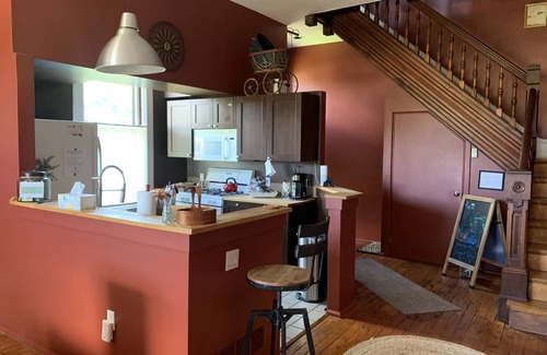 Covington House | Historic Tres House , “Tres” for 3 floors of Charm!