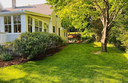 North Truro House | Historic Truro Charmer near Bay and Ocean