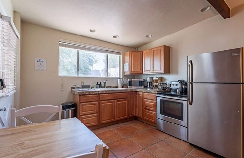 Blenman-Elm Apartment | Historic Tucson Studio + 1BA Near UA & UMC - Low Summer Rates! 🏡