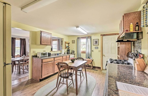 Granville House | Historic Vermont Ski House w/Mountain Views!