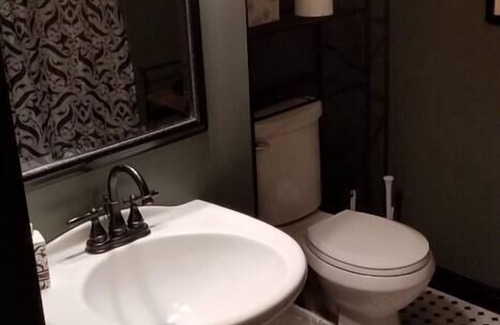 Downtown Bed & Breakfast | Historic Victorian Inn South Loft