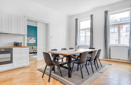 Landstrasse Apartment | Historic Wieden 3BR w/Elevator nr Belvedere Palace, by Blueground