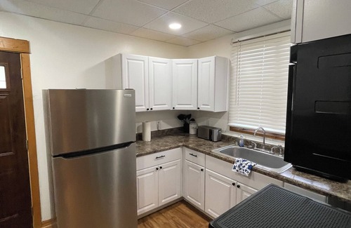 Waterloo House | Historical 3-bedroom house in welcoming Waterloo with WiFi and ADT security.