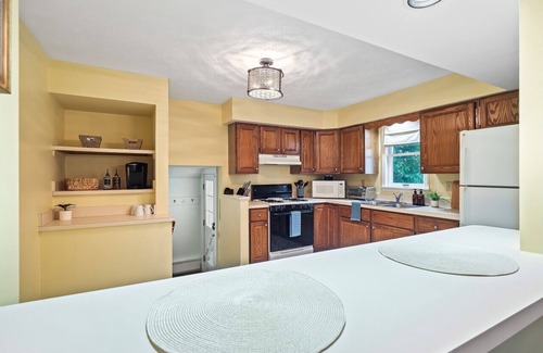 Bedford House | Historical District|Fully equipped|3 Beds|Sleeps 6