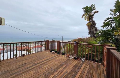 Mossel Bay Apartment | Historical Sea view apartment close to Mosselbay Point, shops & lighthouse