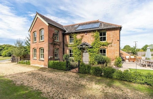 New Forest District House | History + Luxury Eco House in The New Forest
