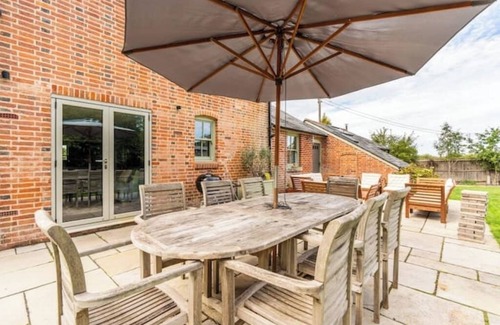 New Forest District House | History + Luxury Eco House in The New Forest