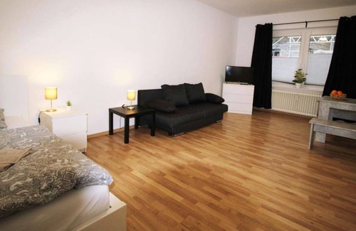 Burgeresch Apartment | HÖ01 large apartment with dryer and washing machine