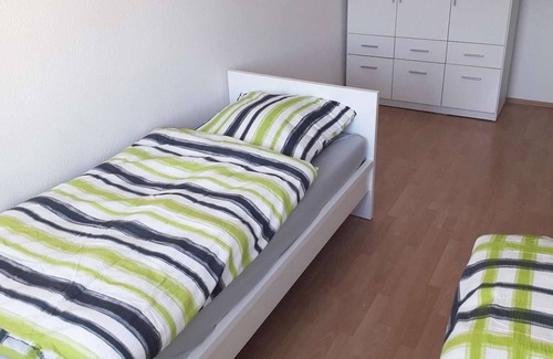 Jena-Zentrum Apartment | HÖ01 large apartment with dryer and washing machine