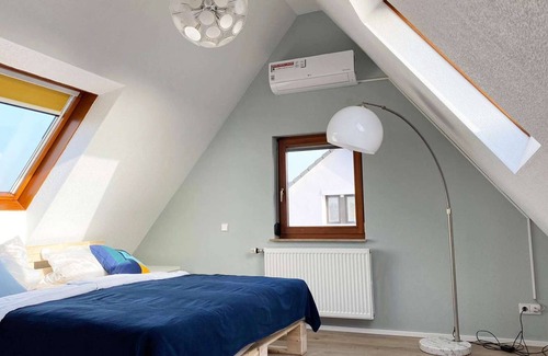 Wendlingen am Neckar Apartment | HÖ01 large apartment with dryer and washing machine