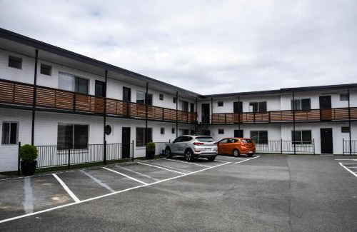 New Town Hotel | Hobart Tower Motel