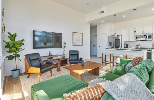 Hoboken Apartment | Hoboken Bright Elegant Loft – Steps to NYC