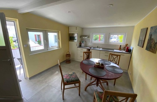 Loddin House | Hochwertig, Moderne und Gemütliche Ferienwohnung mit 65qm für Drei Personen
