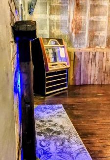 Logan Apartment | Hocking Hills Rusty Lofts