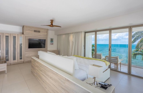 Dickenson Bay Hotel | Hodges Bay Resort & Spa, an HQ Luxury Resort & Residences