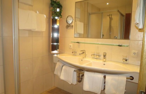 Sankt Anton am Arlberg Apartment | Hof am Schönbach by Interhome