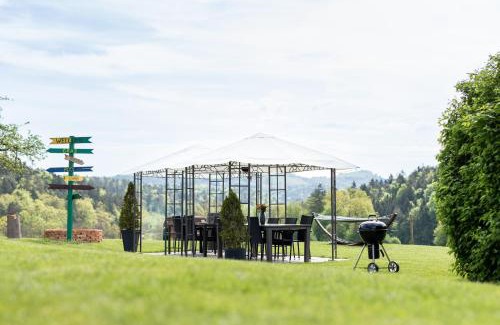 Sankt Nikolai im Sausal House | HOF-AREAL Südsteiermark Dein Ort für Poltergruppen & Hochzeiten