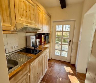 Giekau Apartment | Hof Fetthörn, Ferienzimmer Muschel