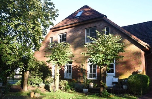 Loxstedt House | Hof-Freigeist Wiesenblick