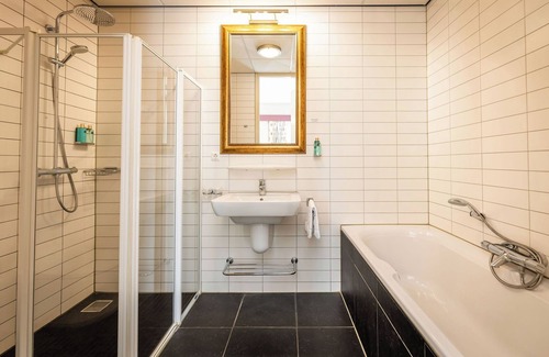 Krachtighuizen Hotel | Hof van Putten