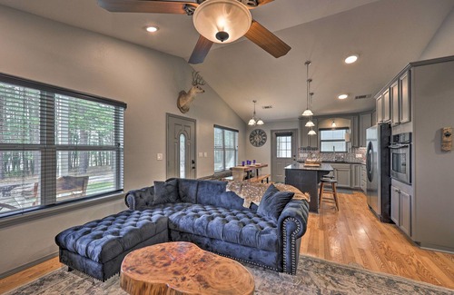 Hodgen House | Hogden Home Near the Black Fork River & Trails!