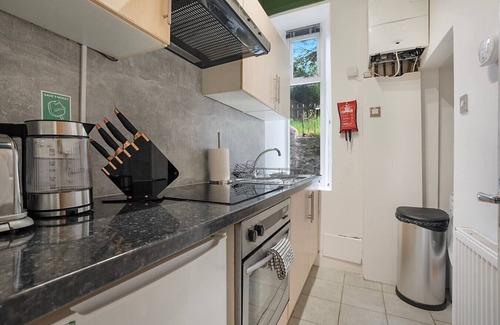 Central Aberdeen Apartment | Holburn Street Apartment | Grampian Lettings
