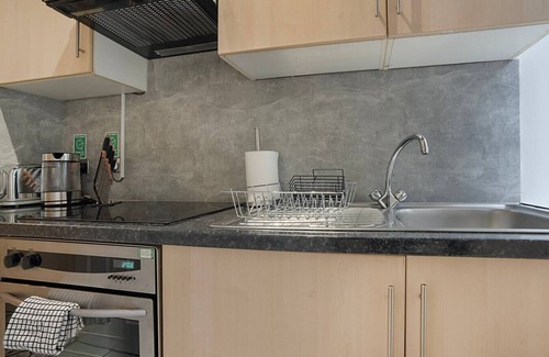 Central Aberdeen Apartment | Holburn Street Apartment | Grampian Lettings