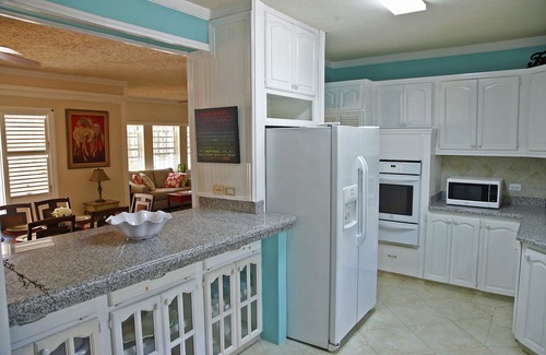 Holder's Hill Villa | Holders Retreat: A Resort Stay That's All Yours!