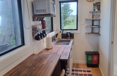 Cape Foulwind Apartment | Hole in the rock studionWelcome to the hole in the rock Studio,