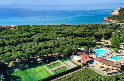 Le Rocchette House | Holiday house with 14 sqm covered and furnished veranda