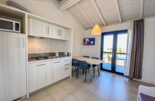 Cavalcaselle Apartment | Holiday apartment with pool and sun loungers