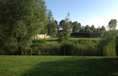 Hoofdplaat Cottage | Holiday apartment for 6 people. at 100m from the sea at Hoofdplaat in Zeeland