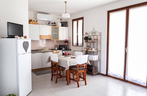 Manerba del Garda Apartment | Holiday apartment Manerba del Garda for 1 - 4 persons with 1 bedroom - Row house