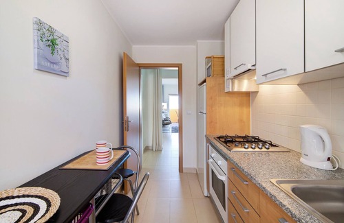 Canada Apartment | Holiday Apartment "Royal Cabanas Golf 87" with Sea View, Shared Pool & Private Terrace