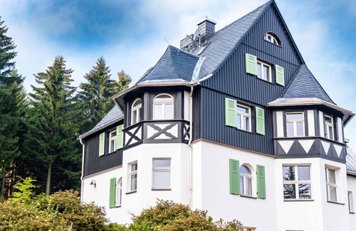 Baerenburg House | Holiday apartment Ahornspitze