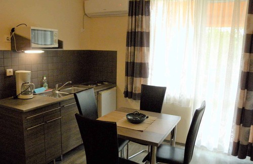 Balatonfoldvar Apartment | Holiday apartment child-friendly with internet and barbecue facilities