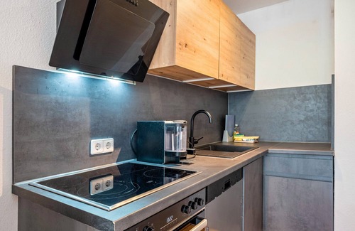 Schluchsee Apartment | Holiday Apartment '2 Rooms With Pool' with Private Pool, Balcony and Wi-Fi