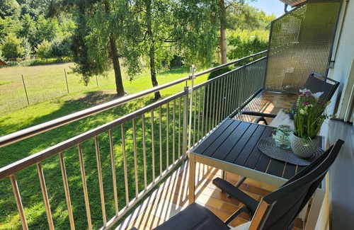 Iphofen Apartment | Holiday Apartment 'Bacchus' with Private Balcony, Shared Terrace