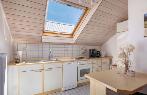 Berglen Apartment | Holiday Apartment 'Berglen-Domizil, 2 Bedrooms' with Mountain View, Private Terrace and Wi-Fi