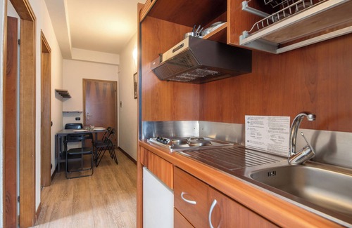 Moneglia Apartment | Holiday Apartment Bilocale Moneglia 22 close to the Beach with Shared Pool & Wi-Fi