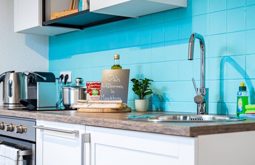 Magdeburg Apartment | Holiday apartment - Bright - Cozy - Workplace