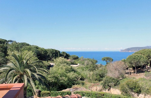 Madonna delle Grazie Apartment | Holiday apartment Capoliveri for 1 - 4 persons with 2 bedrooms - Row house