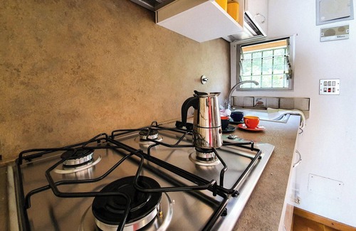 Capo D'arco Apartment | Holiday Apartment "Capo d'Arco Il Pino" with Sea View, Pool & Terrace