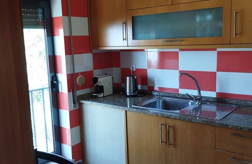 Sesimbra Apartment | Holiday Apartment 'Casa Vale do Paraíso' with Sea View, Private Balcony & Wi-Fi
