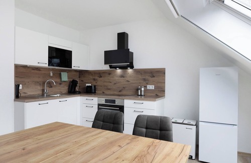 Buttlar Apartment | Holiday Apartment Rhön-Kutscher with Mountain View, Terrace and Wi-Fi